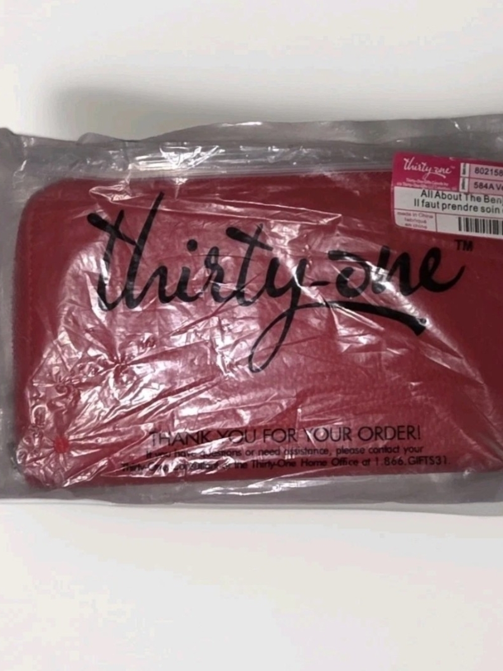 Thirty One Very Cherry Red Pebble New